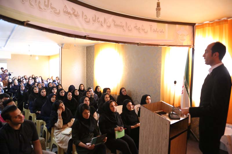 گزارش کامل سمینار آموزشی گروه کد در مشهد مقدس