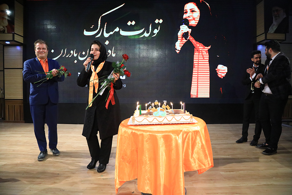 جشن بزرگ زادروز بانوی کارآفرین ایران