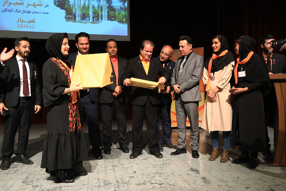 شهر فرهنگ و ادب ایران میزبان خانواد بزرگ بادران
